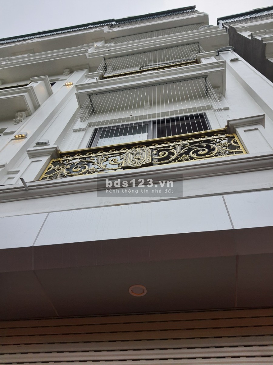 Bán nhà An Dương Vương, 4 tầng, mặt tiền 5.3m, giá 3.9 tỷ