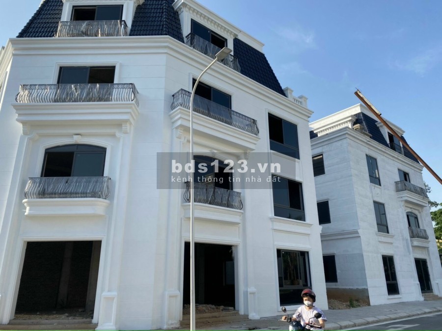 Bán nhà liền kề dự án khu đô thị VCI MOUNTAIN VIEW giá gốc từ chủ đầu tư, lh 0988096443