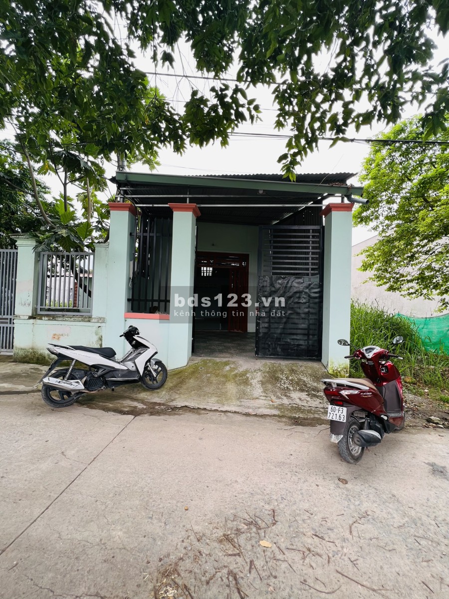 Bán Nhà Kế Trường Mầm Non Tinh Khôi, diện tích 5x22, giá bán chỉ 1.58 Tỷ