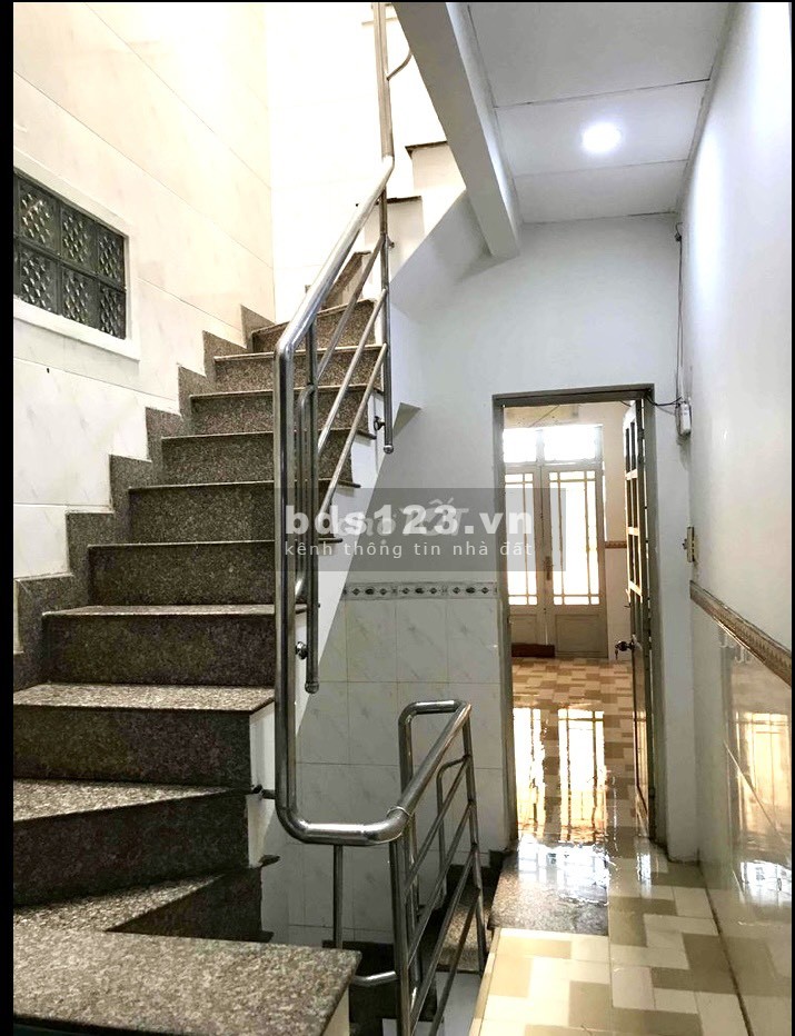 Bán nhà mặt tiền 36 Hoàng Xuân Hoành Tân Phú giá rẻ 3.1 tỷ, liên hệ 0908849292