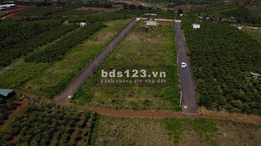 Bán đất đẹp giá rẻ full thổ cư view thung lũng, liên hệ 0357691342 diện tích sử dụng