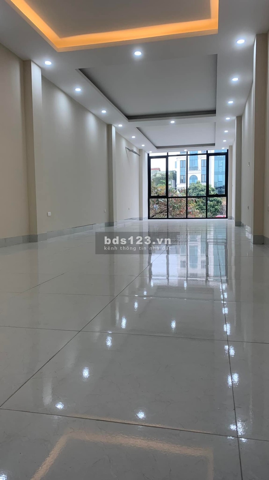 Bán nhà mặt phố 358 Khương Đình 80m2 x 6 tầng thang máy giá 19,5 tỷ. LH 0912442669