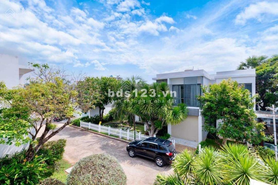 Biệt thự Aria Vũng Tàu giá bán nhanh 16,4 tỷ cách biển 80m chiết khấu 10% bàn giao ngay