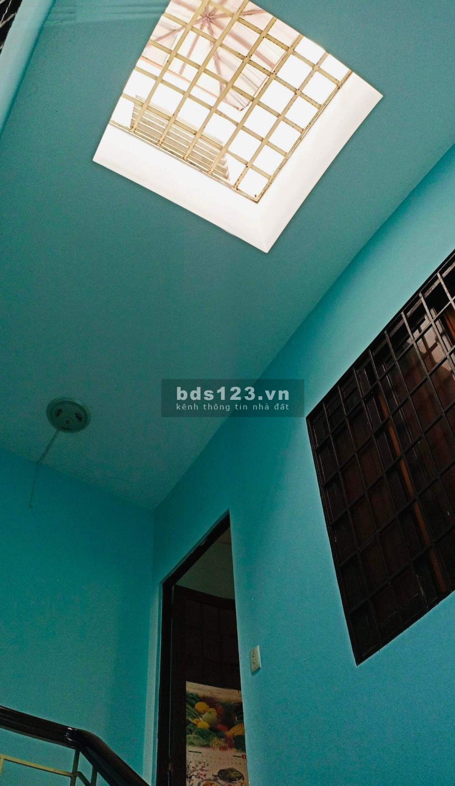 Bán nhà mặt tiền hẻm Nguyễn Oanh đúc kiên cố có sân rộng, hẻm xe ra vào thoải mái