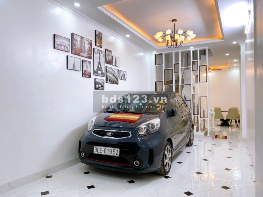 Bán nhà Hào nam, ô tô tránh, diện tích 96m2 đúc 5 tầng, giá đầu tư sinh lời chỉ 24.5 tỷ