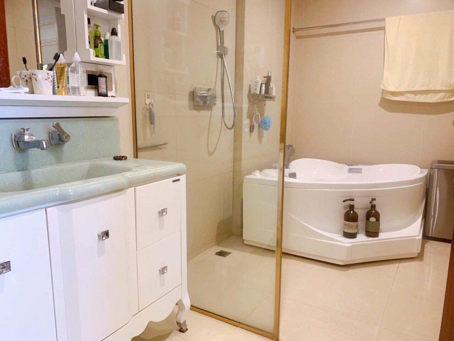 Bán nhà mặt phố Kim Mã Thượng, Ba Đình, diện tích sử dụng 188m2, đúc 9 tầng, giá 104 tỷ