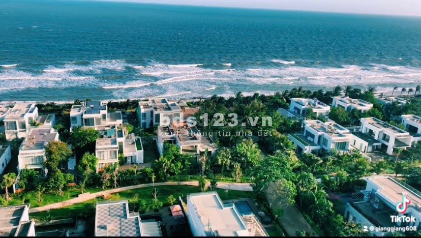 Biệt thự Aria Vũng Tàu giá bán nhanh 16,4 tỷ cách biển 80m chiết khấu 10% bàn giao ngay