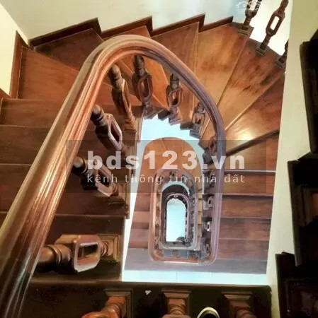 Chính chủ bán nhà Đại La, phân lô, 2 thoáng vĩnh viễn, ngõ thông, 33M, 4T, 2.9 tỷ (có TL)