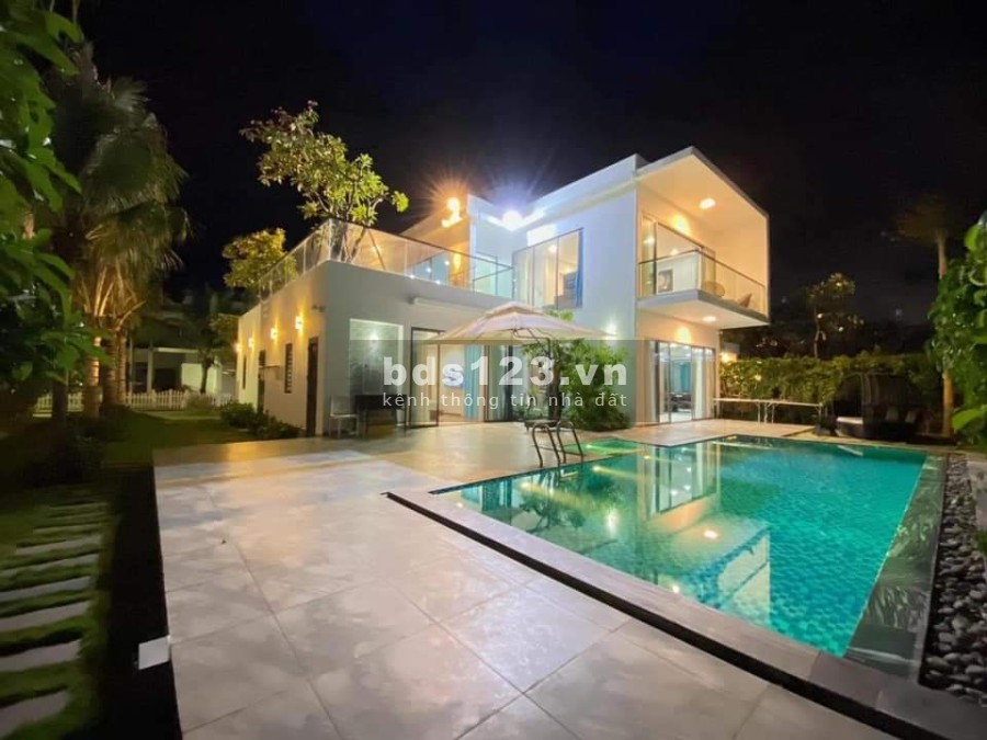Biệt thự Aria Vũng Tàu giá bán nhanh 16,4 tỷ cách biển 80m chiết khấu 10% bàn giao ngay