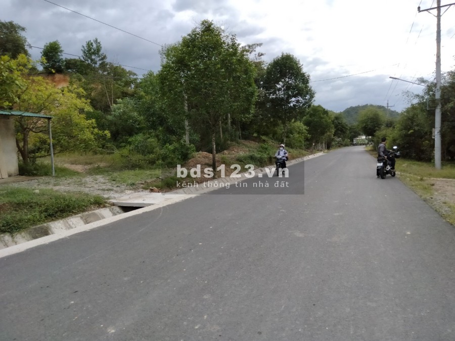 Bán nhanh lô đất thôn 4b xã Triệu Hải huyện ĐạTẻh giá thương lượng cho khách thiện chí