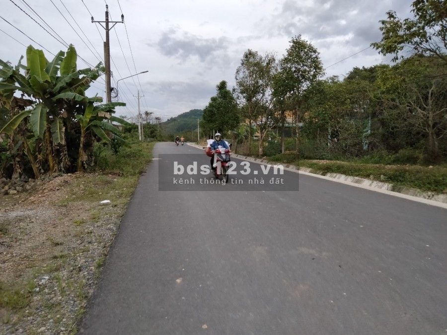 Bán nhanh lô đất thôn 4b xã Triệu Hải huyện ĐạTẻh giá thương lượng cho khách thiện chí