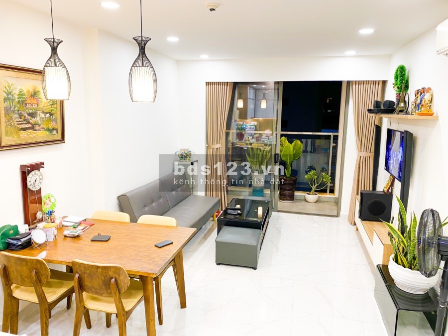 Bán căn 2PN Kingston diện tích sử dụng 83m2, y hình bàn giao ở được ngay, giá 5.7 tỷ