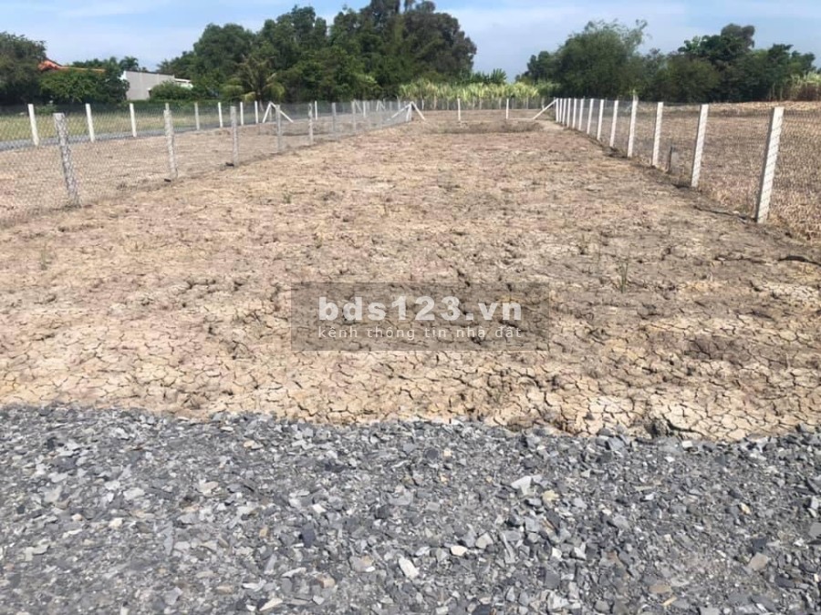 Bán đát vườn diện tích 382m2, sổ hồng riêng xã Mỹ Lộc Cần Giuộc Long An, giá 1.6 tỷ