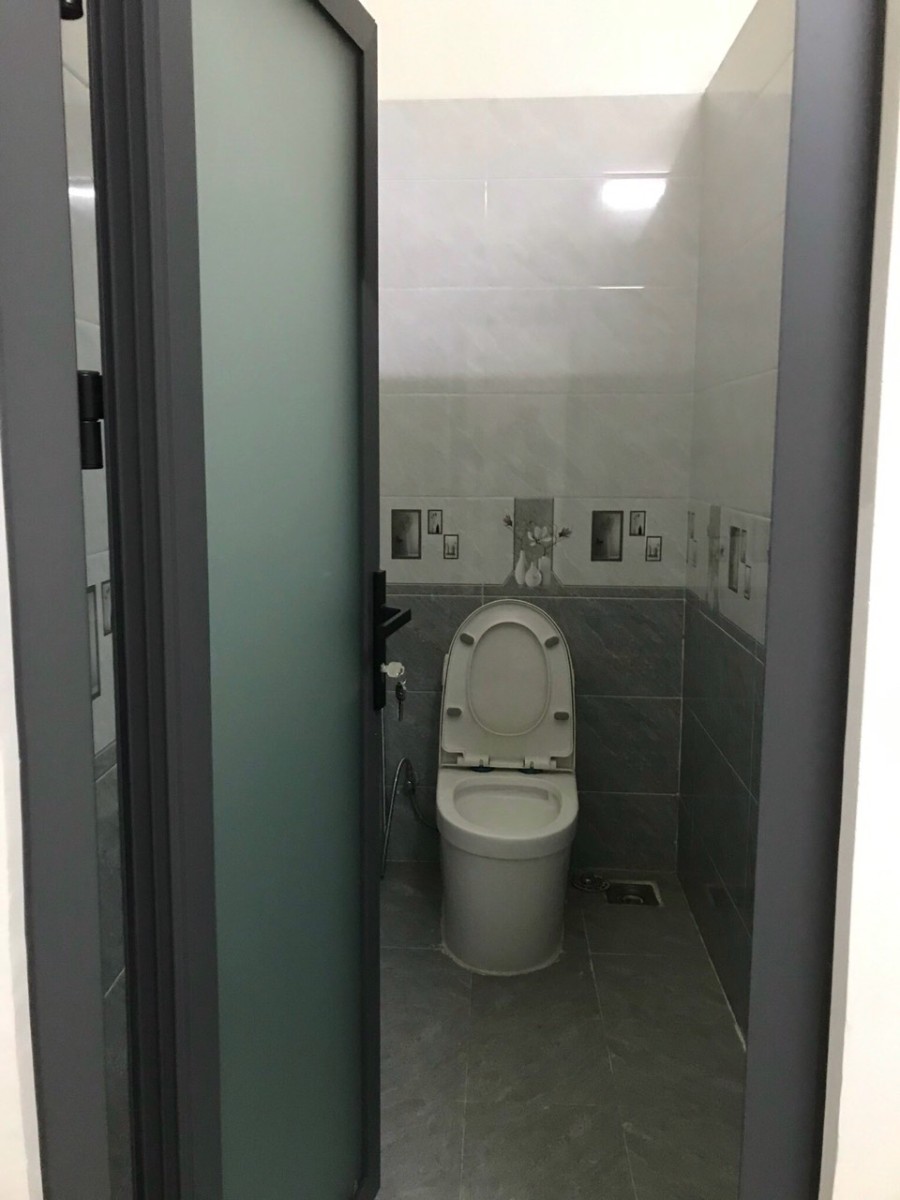 Cho thuê nhà mặt tiền 118 Châu Văn Liêm, phường 11, Quận 5, liên hệ 0968 052 720
