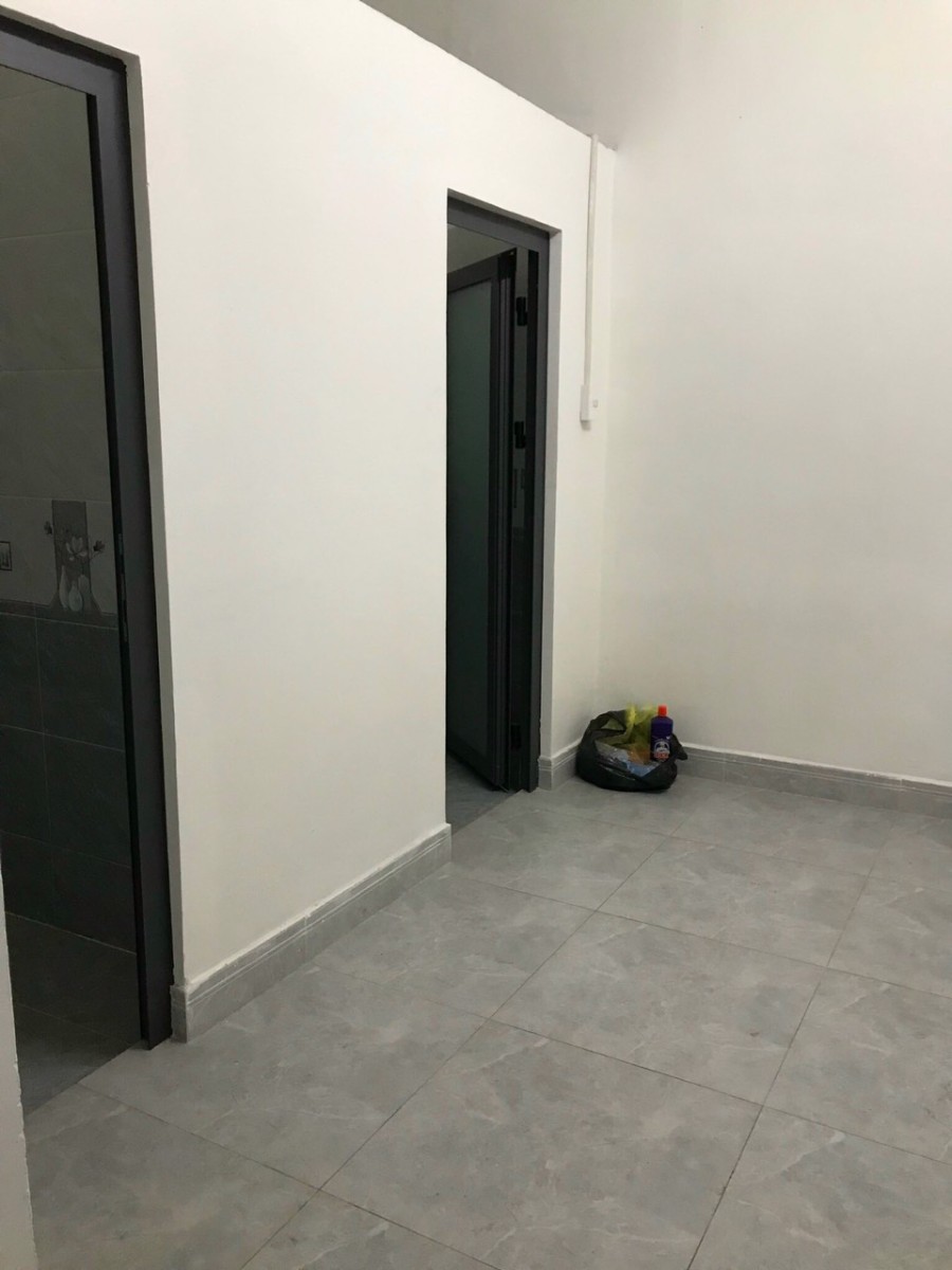 Cho thuê nhà mặt tiền 118 Châu Văn Liêm, phường 11, Quận 5, liên hệ 0968 052 720