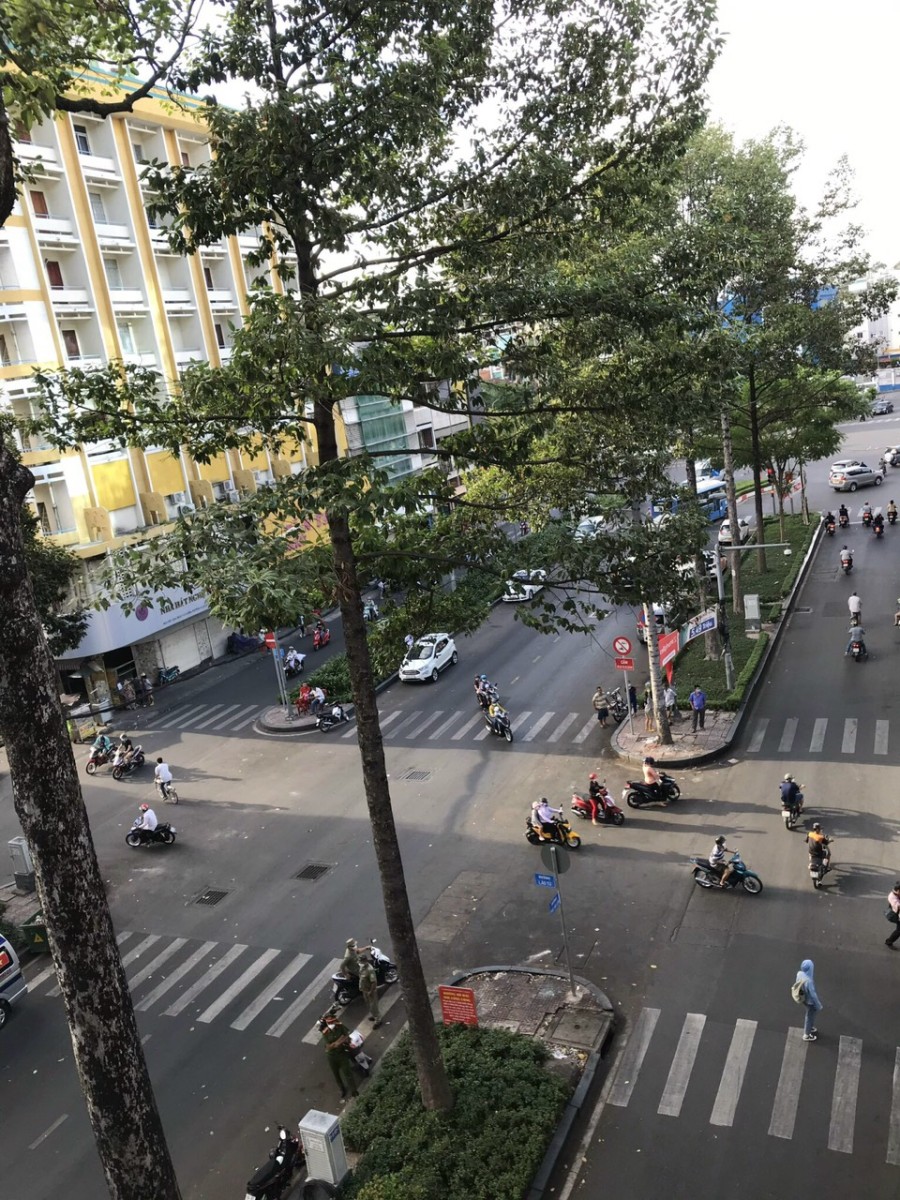 Cho thuê nhà mặt tiền 118 Châu Văn Liêm, phường 11, Quận 5, liên hệ 0968 052 720