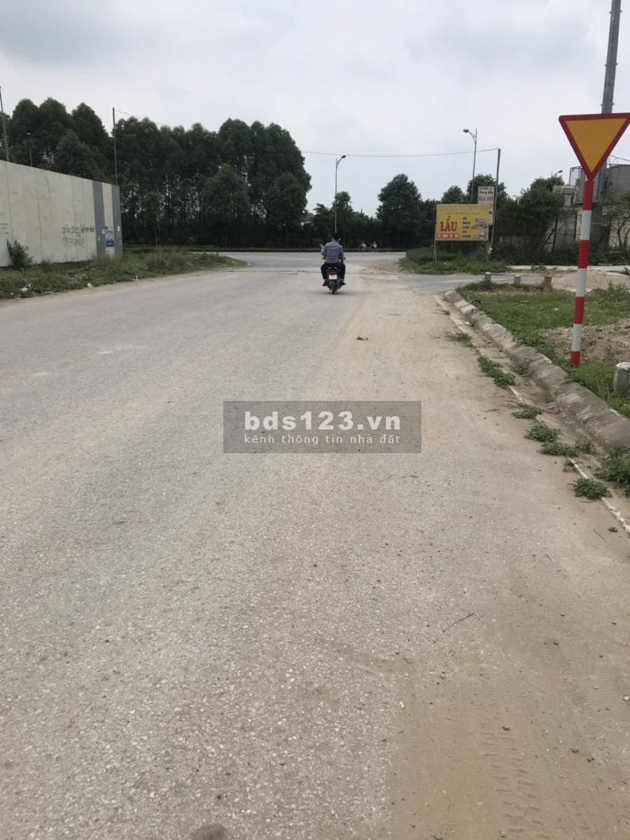 Cần nhượng lại ô đất dịch vụ Yên Lũng An Khánh liên hệ 0936834416, giá tốt đầu tư