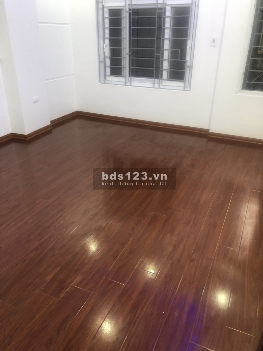 Bán nhà đẹp ở luôn Phố Trần Quốc Vượng 38m2 x 5 tầng giá 5,3 tỷ liên hệ 0912442669