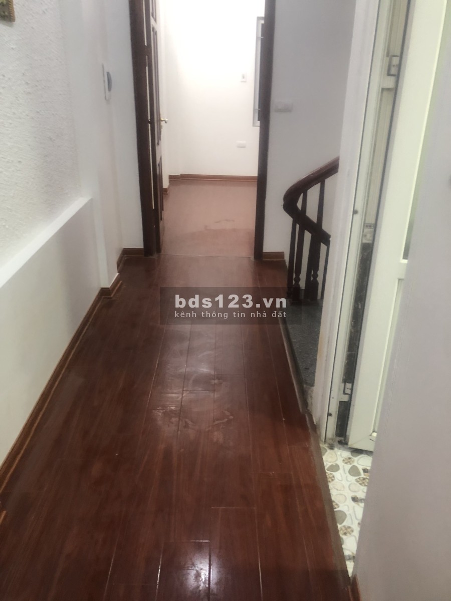 Bán nhà đẹp ở luôn Phố Trần Quốc Vượng 38m2 x 5 tầng giá 5,3 tỷ liên hệ 0912442669