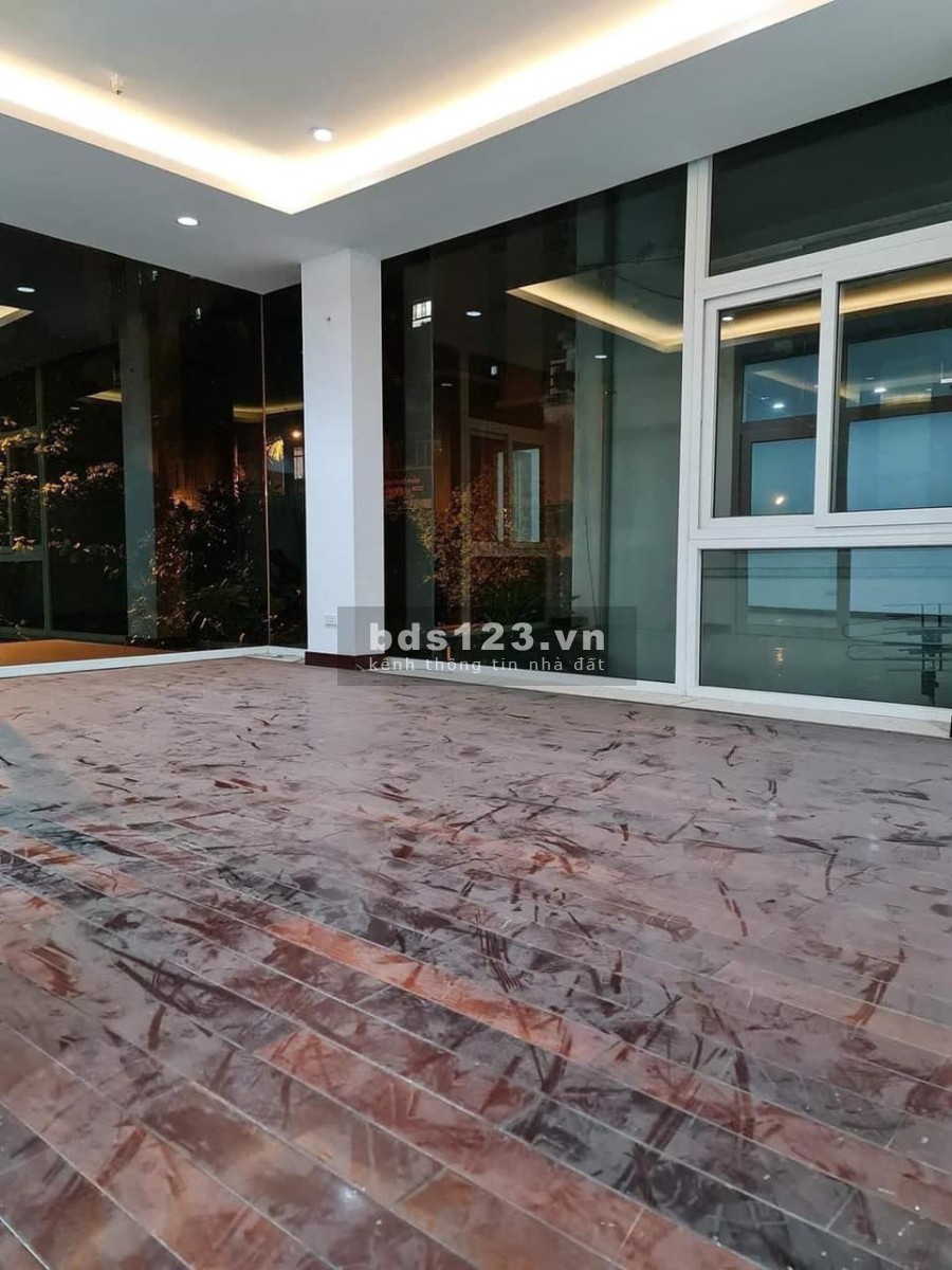 Bán Biệt thự Nàng Hương BT02 số 583 Nguyễn Trãi 179m2 giá 26 tỷ. LH 0912442669