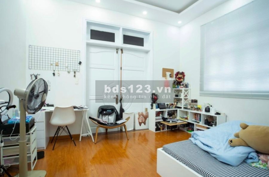 Bán biệt thự nhà phố Villas Thảo Điền, kết cấu 1 trệt, 1 lầu đúc, giá tốt đầu tư sinh lời cao