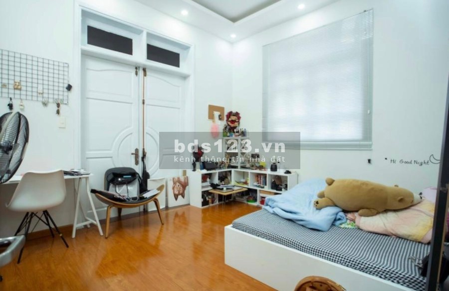 Bán biệt thự nhà phố Villas Thảo Điền, kết cấu 1 trệt, 1 lầu đúc, giá tốt đầu tư sinh lời cao