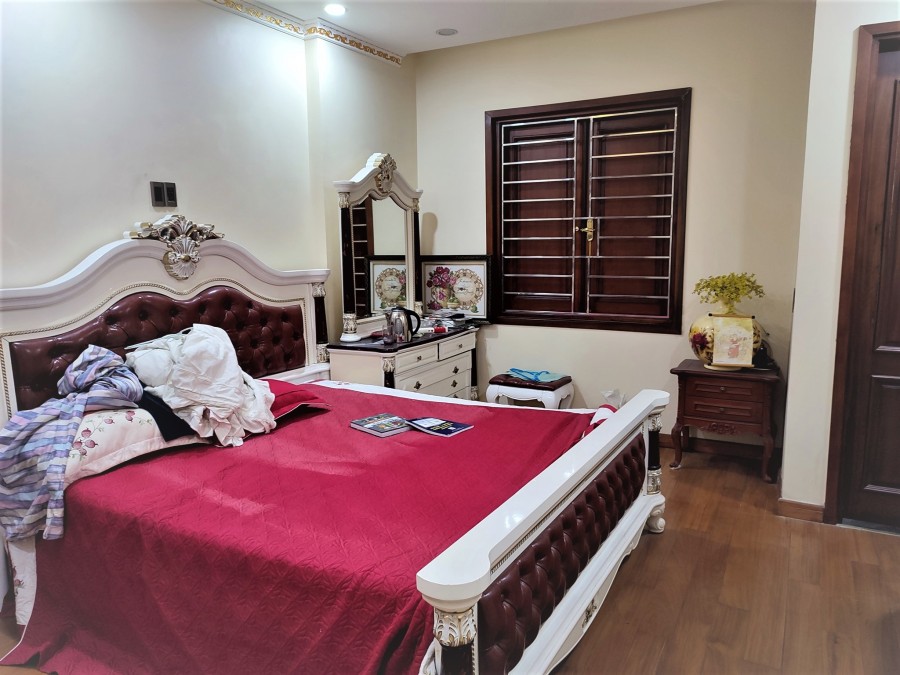 Bán nhà phố Mỹ Đình dtsd 38m2, 5 tầng m3 mặt tiền 4 phòng ngủ, ngõ thoáng rộng, lh 0966079040