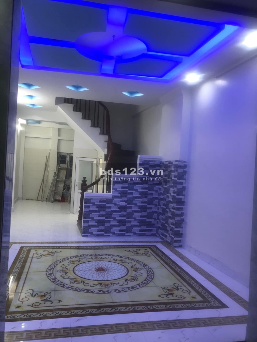 Nhà full nội thất đẹp ngõ thông tiên ích đủ đường Trần Quốc Vượng dtsd 40m2, nhỉnh 5 tỷ