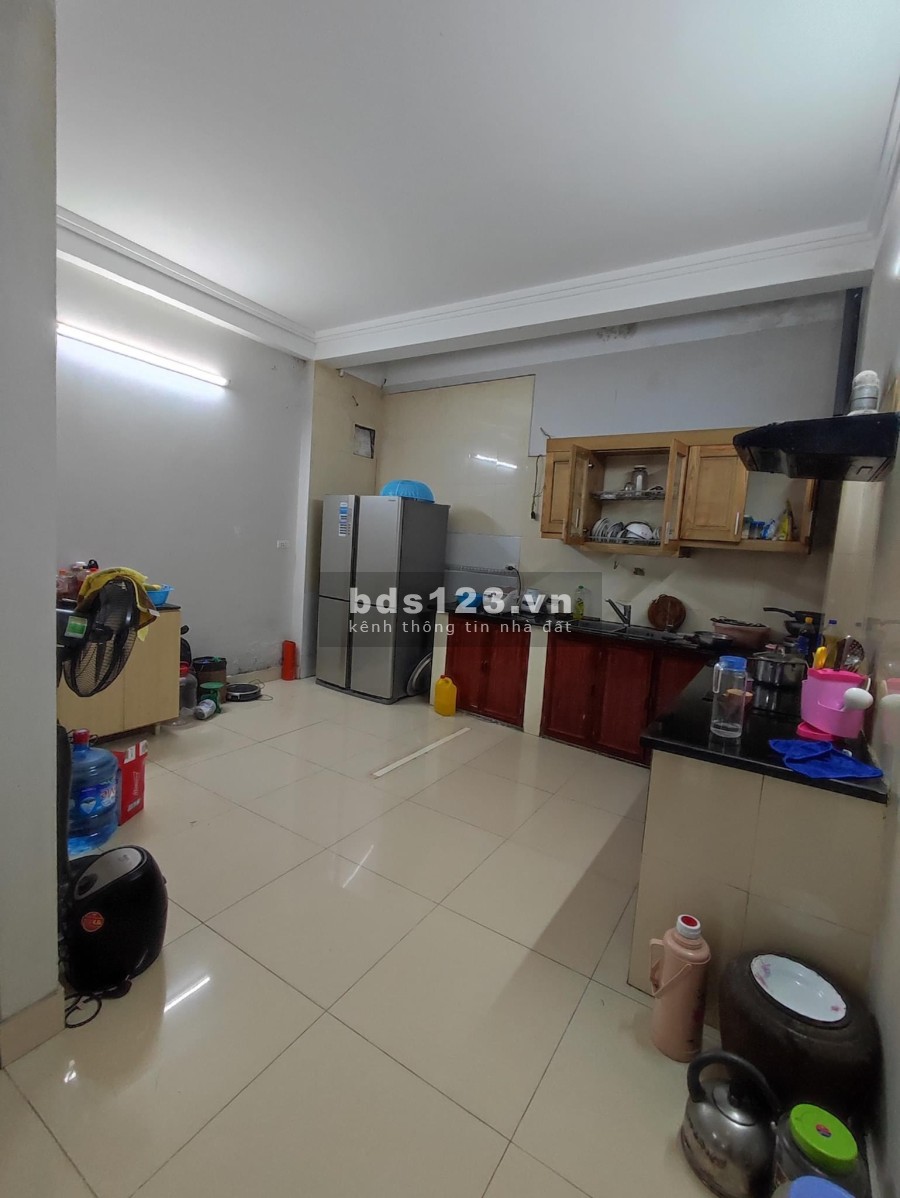 Bán nhà nguyên căn gỗ Lim cực hot Yên Hoà ô tô đỗ cổng ngõ thông, giá bán chỉ 5.95 tỷ