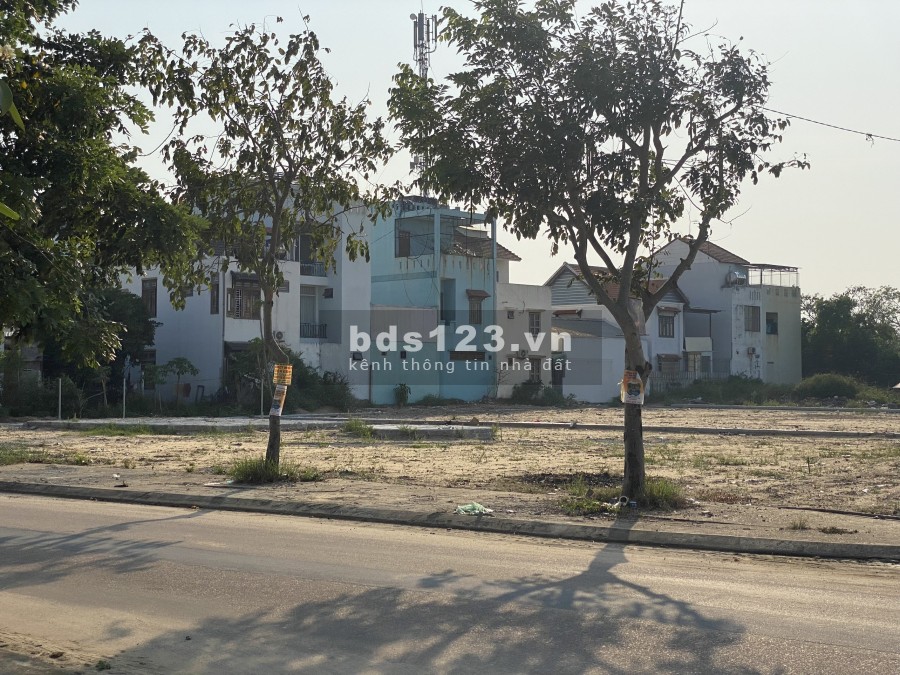 Bán đất ngay trục đường gần ngã4 Trưng Nữ Vương và Lý Thái Tổ, chỉ từ 2.1tỷ
