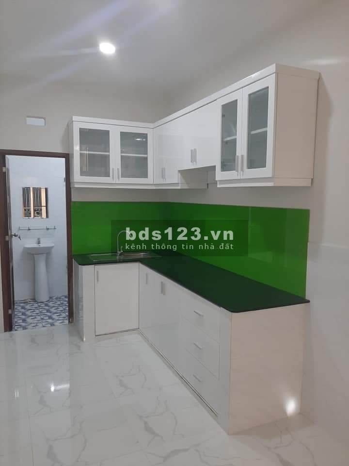 Bán nhà hẻm ba gác 30m ra mặt tiền 36.5m, giá bán chào 3.9 tỷ, nhà còn mới nguyên
