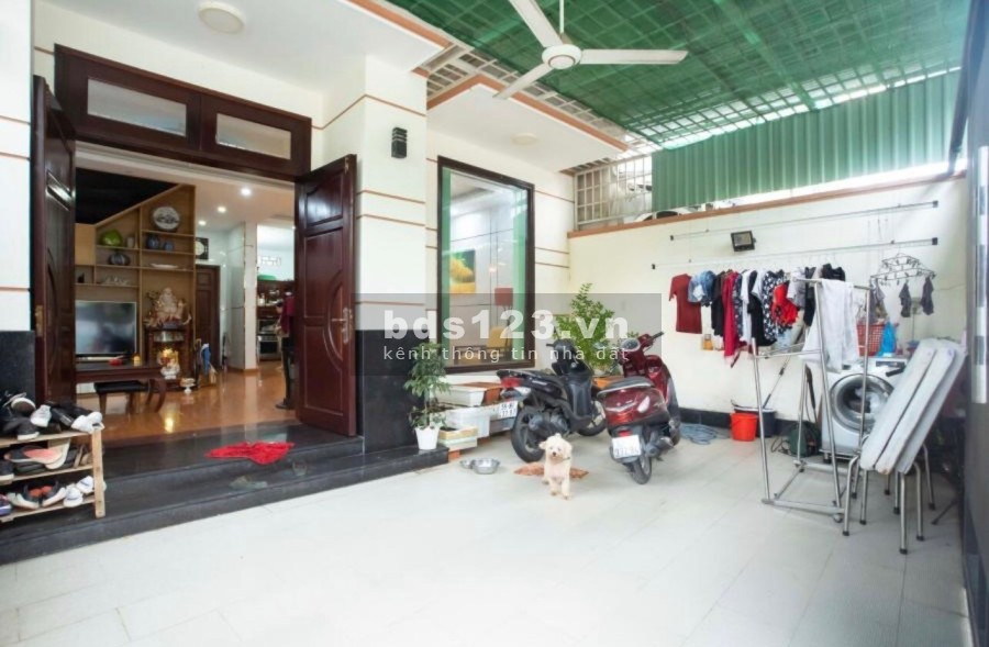 Bán biệt thự nhà phố Villas Thảo Điền, kết cấu 1 trệt, 1 lầu đúc, giá tốt đầu tư sinh lời cao