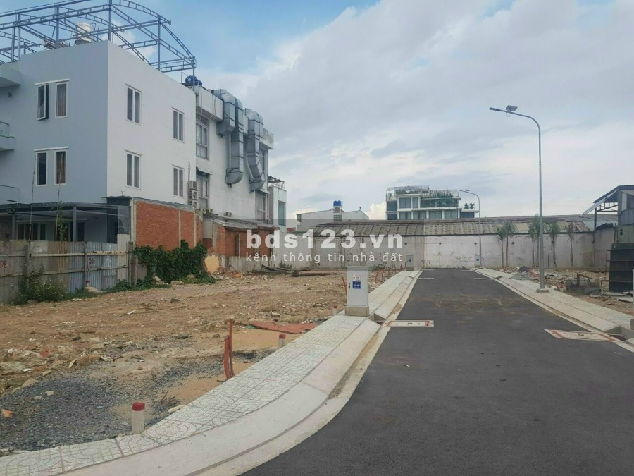 Đất tuyệt đẹp bên cạnh KĐT Vạn Phúc City, QL13, Hiệp Bình Phước, Thủ Đức, Giá TT chỉ 2.1tỷ/50m2, SHR