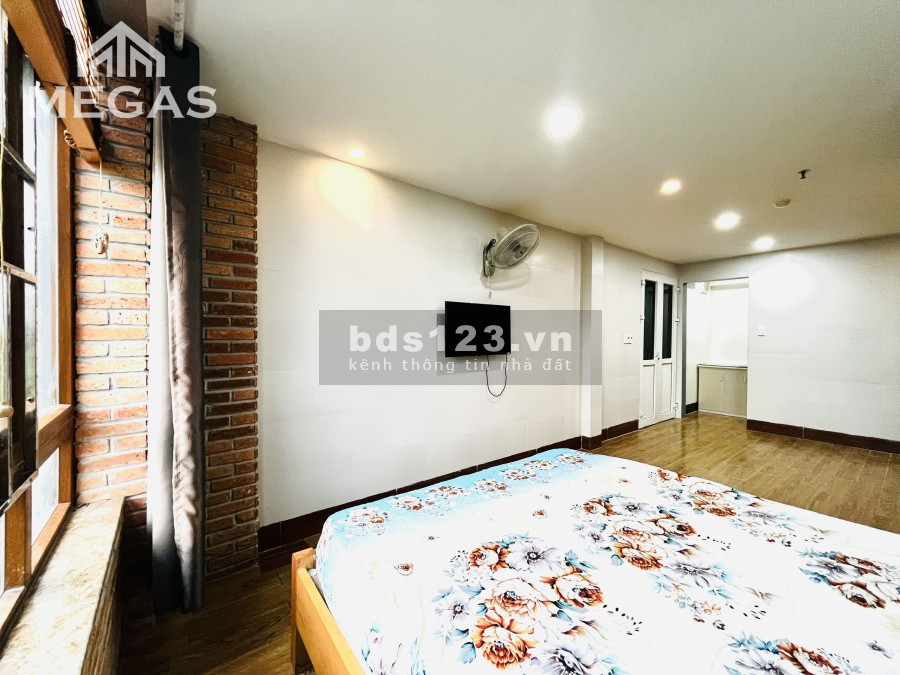 Phòng mới full nội thất 100% ngay cầu vượt An Sương Trường Chinh thang máy, hiện đại, sạch sẽ