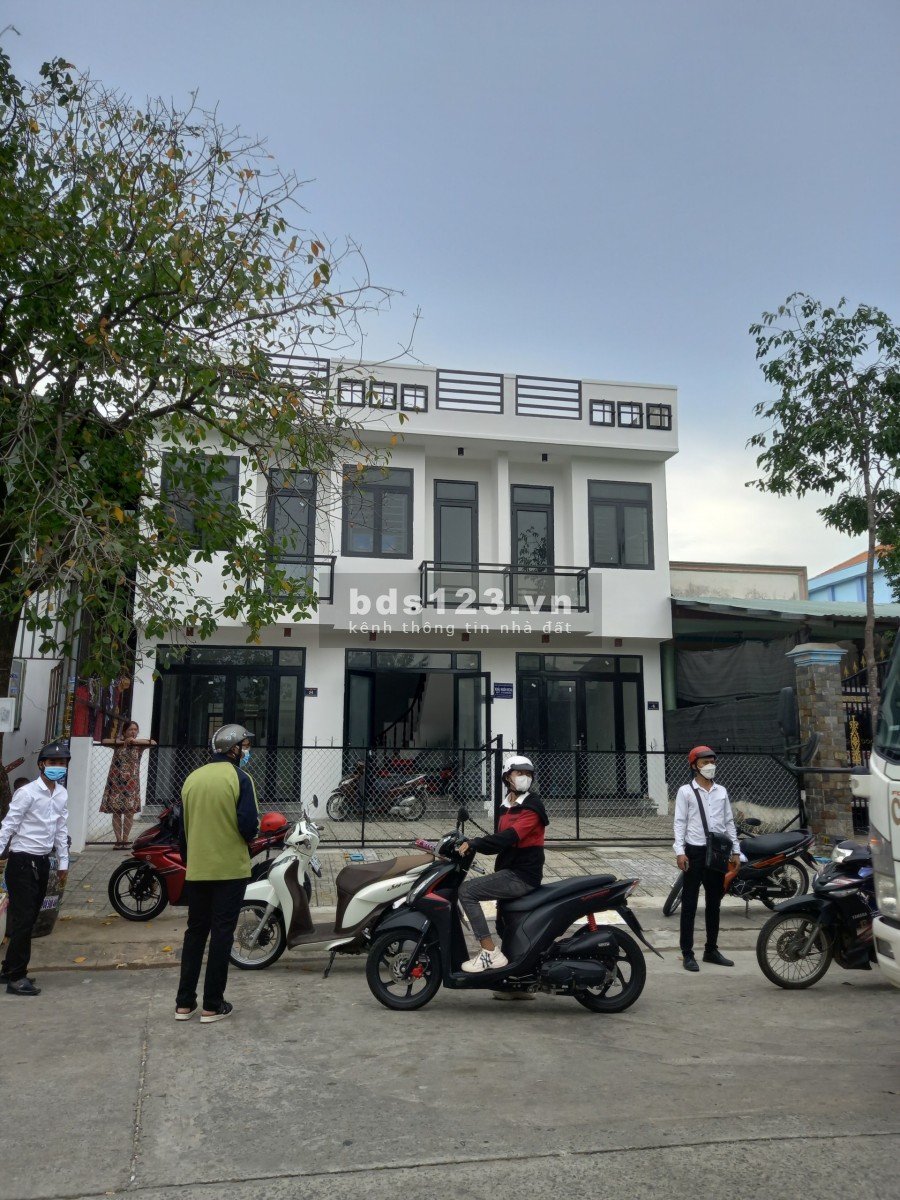 Nhà mặt tiền kinh doanh khu đô thị Mỹ Phước 1 giá bán 2.7 tỷ, bao sang tên công chứng