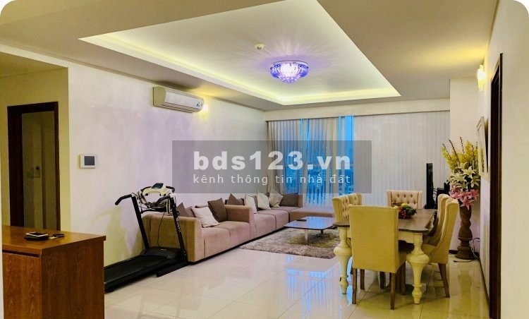 Chủ nhà cần bán gấp căn góc 2 mt 3 pn dtsd 134m2 full nội thất sổ hồng giá chỉ 7.599 tỷ thương lượng