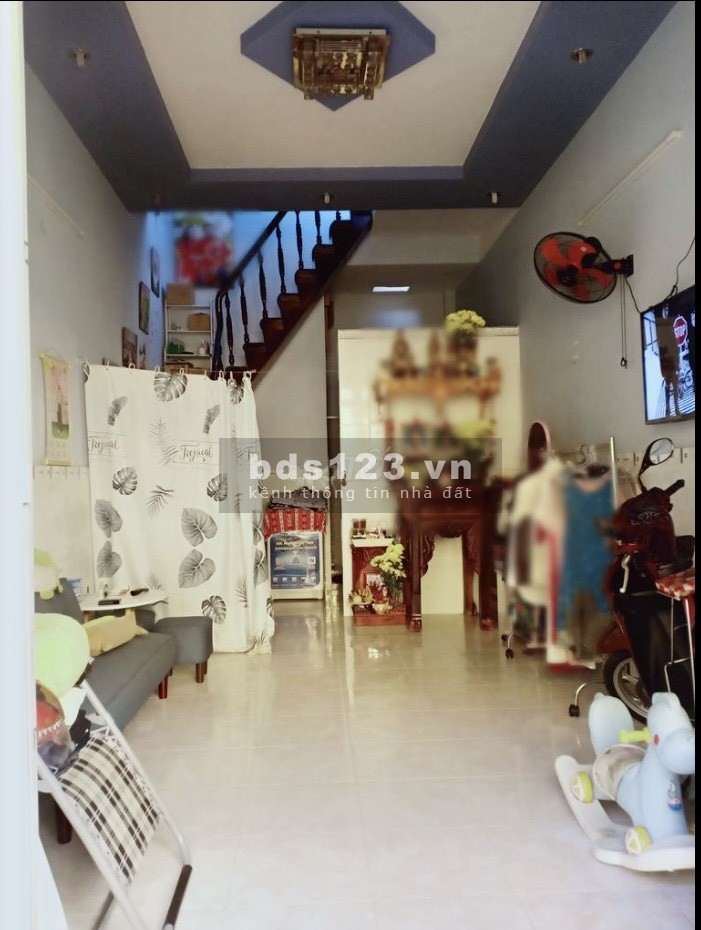 Bán nhà hẻm thông gần chợ Cầu Quận 12 có sổ hồng giá bán 2.65 tỷ, liên hệ 0976874054