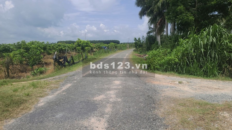 Bán lô đất sát cổng phụ khu công nghiệp Phước Đông và DT782 chỉ 680 triệu, lh 0375921658