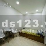 Phòng mới 100% ban công đầy đủ nội thất ngay Phan Văn Hớn - Trường Chinh lh 0778641231