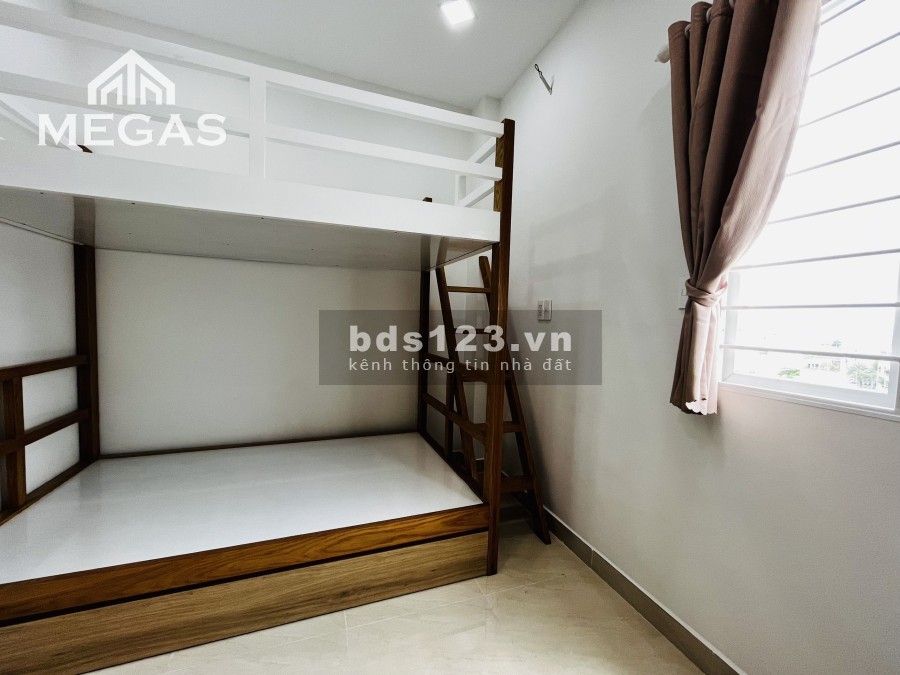 Phòng mới 100% ban công đầy đủ nội thất ngay Phan Văn Hớn - Trường Chinh lh 0778641231
