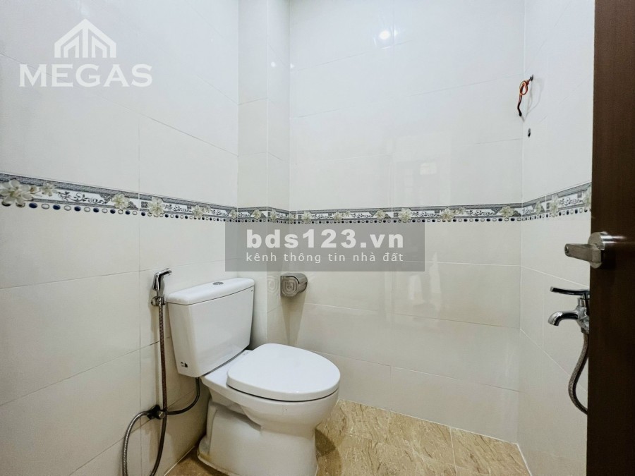 Căn hộ mới xây ngay công viên phần mềm Quang Trung, gần đường Song Hành Trung Mỹ Tây