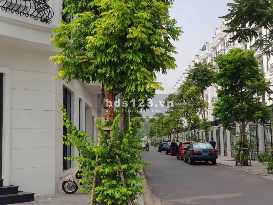 Bán nhà mặt phố Phúc La - Hà Đông 5 tầng vỉa hè rộng kinh doanh cực đẹp