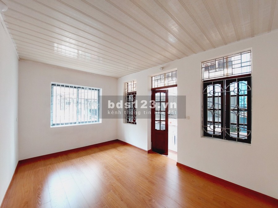 Bán gấp Phan Đình Phùng, Hà Đông mặt tiền 6,5m, kinh doanh tốt, ô tô đỗ, giá bán 5 tỷ