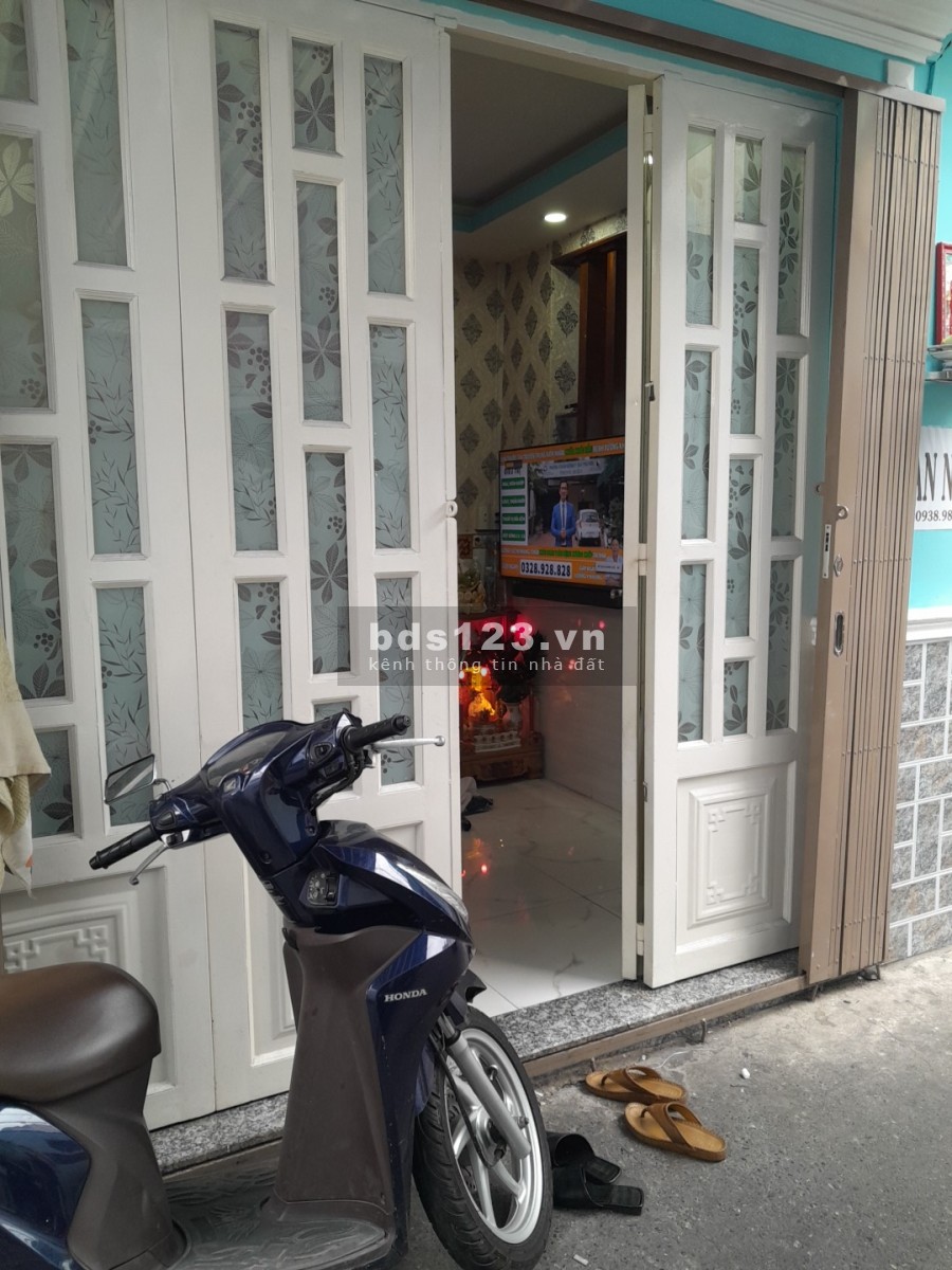 Bán nhà hẻm 148, Tôn Đản, phường 10, Quận 4, giá bán 2 tỷ 3 liên hệ 0908701648