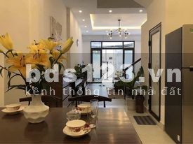 Nhà đẹp hiếm Doãn Kế Thiện, ô tô tránh nhau, diện tích sử dụng 35m2, 3 tầng, giá 6.2 tỷ