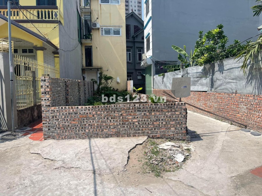 Cần bán Hoa Hậu xóm 3 mặt thoáng dtsd 64m2 hợp lý nhất Đa Tốn Gia Lâm Hà Nội