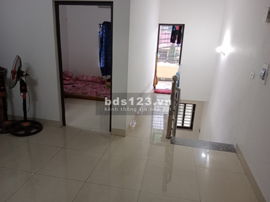 Bán nhà đường Quyết Thắng, tổ 8 Yên Nghĩa, Hà Đông, DT 53m2, đường rộng 6m, chỉ hơn 3 tỷ