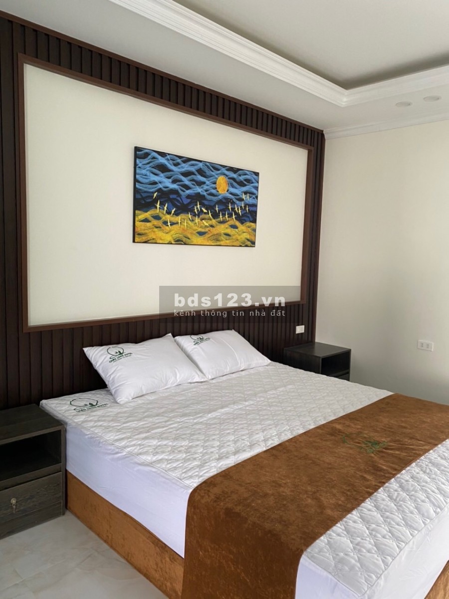 Bán khách sạn 3 sao DT 324m2 x 6 tầng, MT 18m, 40 phòng kinh doanh quần thể FLC Sầm Sơn Thanh Hóa