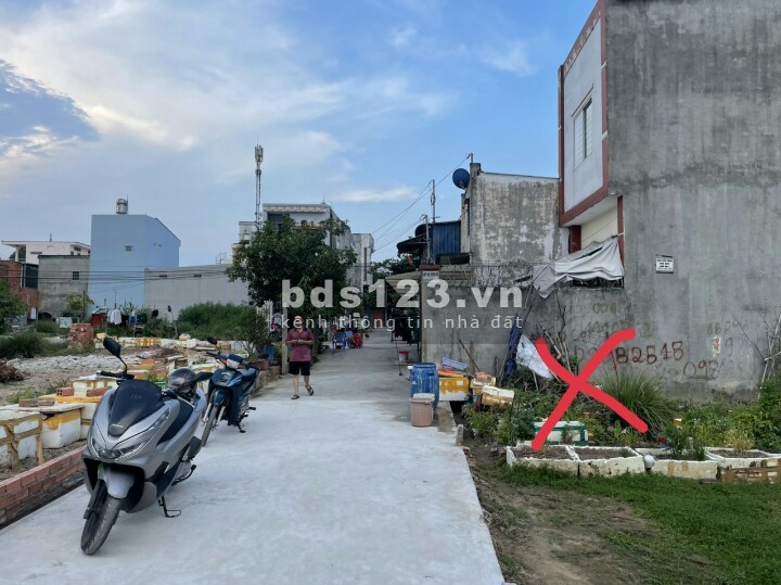 Bán đất hẻm xe tải diện tích 80m thổ cư gần chợ Lò Lu, Quận 9 sổ chính chủ