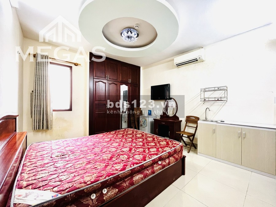 Căn hộ full nội thất ban công riêng cửa sổ to ngay cầu vượt An Sương chợ Lạc Quang